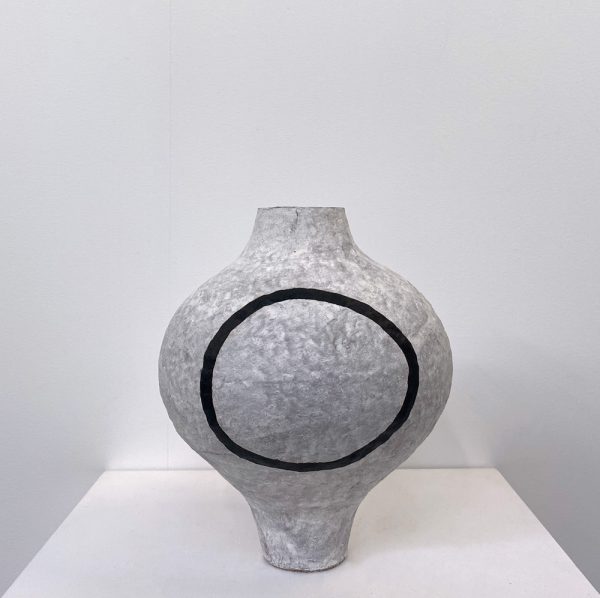 Katarina Wells - Eternity Vase - Sculpture