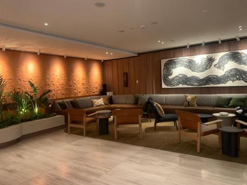 Rydges Lobby, Melbourne